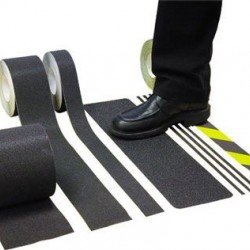 Anti-slip Black Cleat - Pack of 10